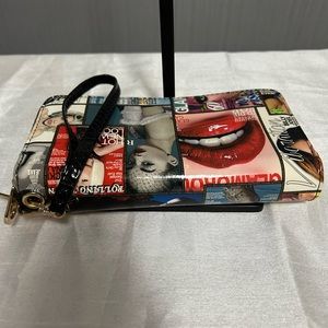 Magazine Print Wristlet
